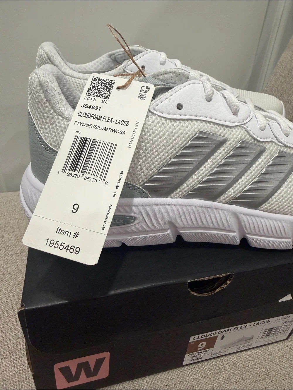 adidas Women’s Cloudfoam Flex Lightweight White and Light Gray Sneakers